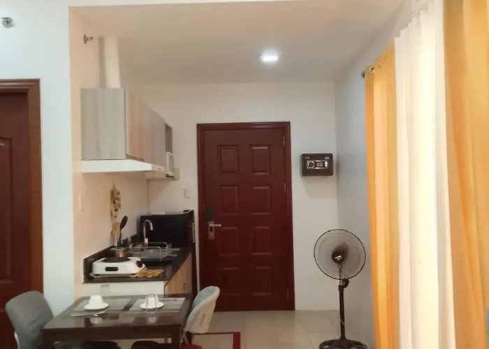 Budget Unit Near Ayala Center